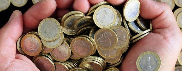 Парите ни за втора пенсия се увеличават с до 7,35%