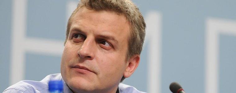 Ще разбием веригите от аптеки, закани се Москов