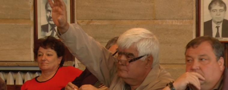 Съветниците оставиха Митко Митев отговорен за случилото се с "Тролейбусен транспорт" (ВИДЕО)