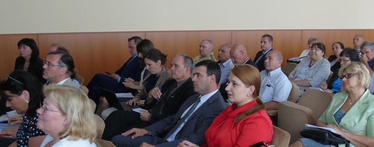 Екипът за Партньорската проверка се срещна с Областния управител на Добрич