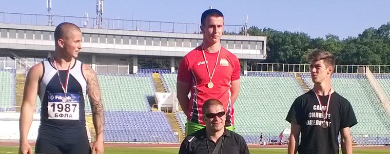 Никола Михов – шампионът, който „тренира” по скайп