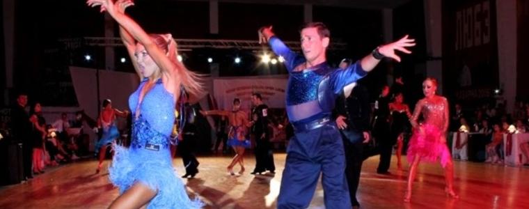Танцови двойки от 40 клуба ще  определят шампионите в латино и стандартните танци в Каварна