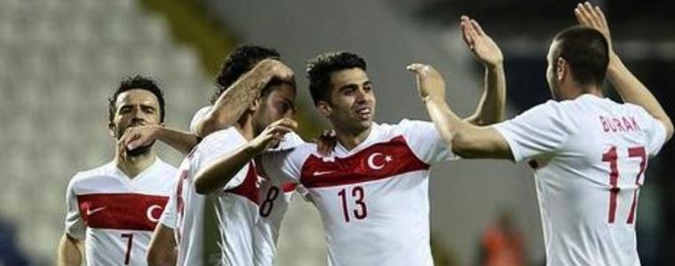 Турция разпиля България с 4:0 за едно полувреме