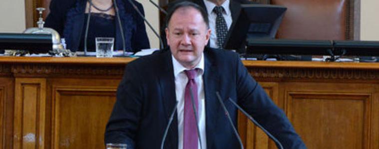 Миков упрекна министрите, че не уважават парламента