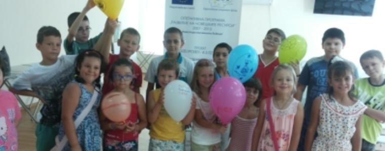 Центърът за кариерно ориентиране представи различни професии пред малчугани на Добрич