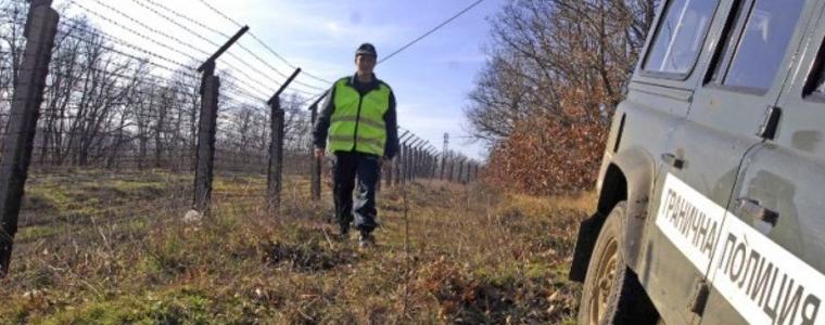 Хванахме петима албанци с клипове на отрязани глави в телефоните си