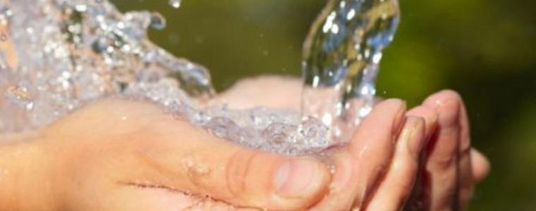 Места без вода във вторник