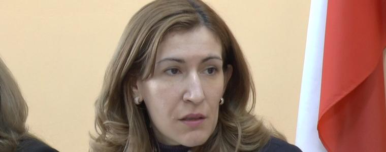 Николина Ангелкова: 57 лв. за чадър на плажа е абсурдно