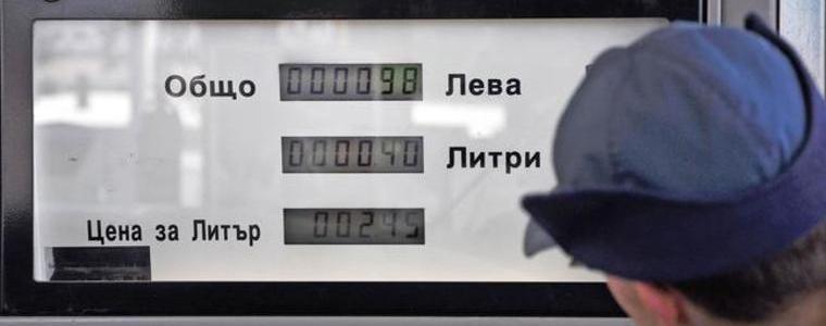 Трайков: Надявам се КЗК да види очевидното, че нещо с горивата не е както трябва