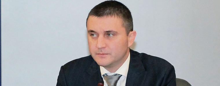 Горанов не намери вина в държавата за акцизните складове и за скъпите горива