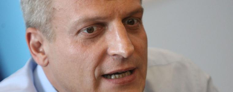 Министър Москов поиска данък "обществено здраве" за производителите на вредни храни