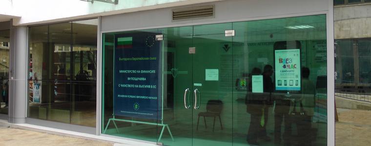 От НАП напомнят на сезонните работници, че трябва сами да се осигуряват