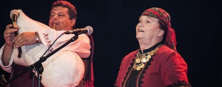 ИЗБОРИ 2015: ГЕРБ с концерт-подарък в Добрич на Валя Балканска и Бургаската филхармония