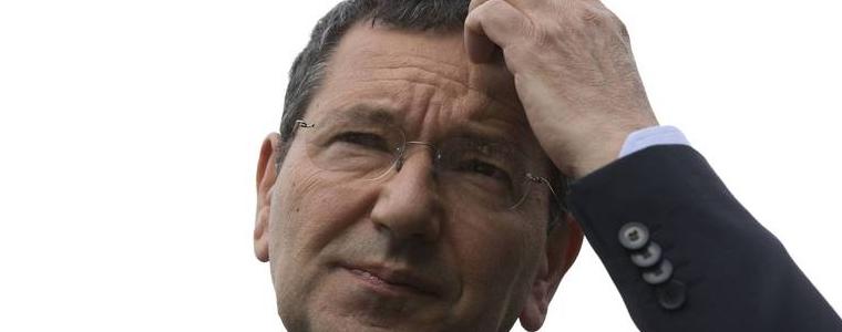 Кметът на Рим подаде оставка заради похарчени държавни пари