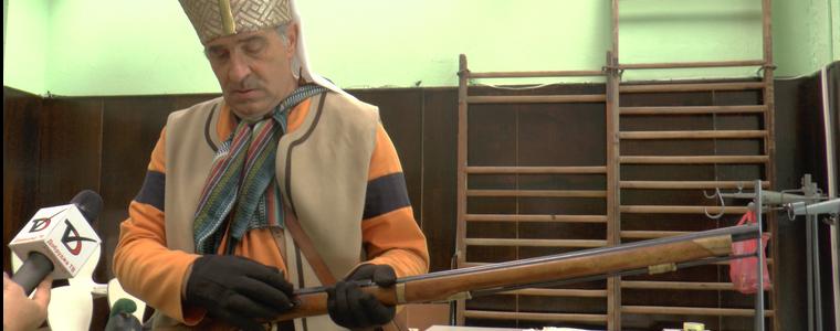 От пищала до картечтницата, разказ за еволюцията на огнестрелните оръжия (ВИДЕО)