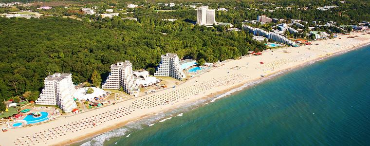 След проверките на МРРБ: Плажът в Албена е сред малкото без нарушения