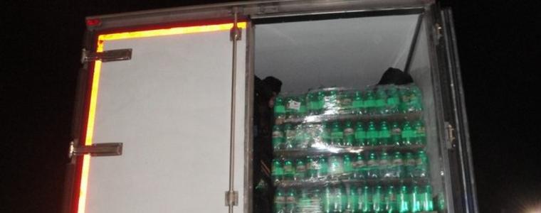 Задържаха афганистанци на "Тракия" и сирийци в хладилен камион