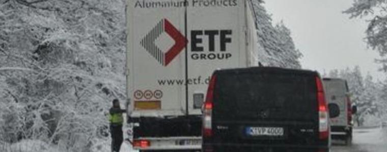 Необжалваема глоба до 150 лева за неподходящи за зимата гуми, предлагат от пътна агенция