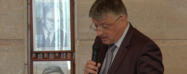 Атанас Атанасов: Според предварителните разчети такса "Смет" може да се понижи с 0,5 промила