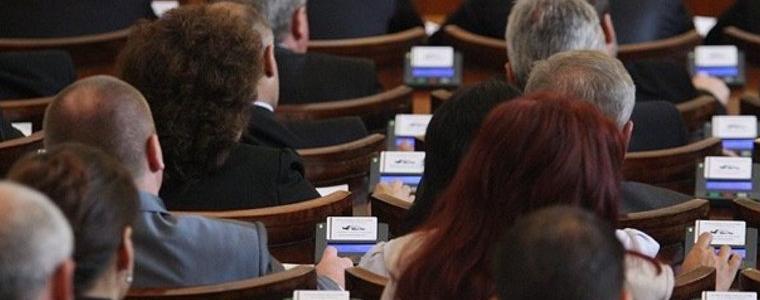 Изненада: 191 депутати гласуваха Народното събрание да изслушва главния прокурор