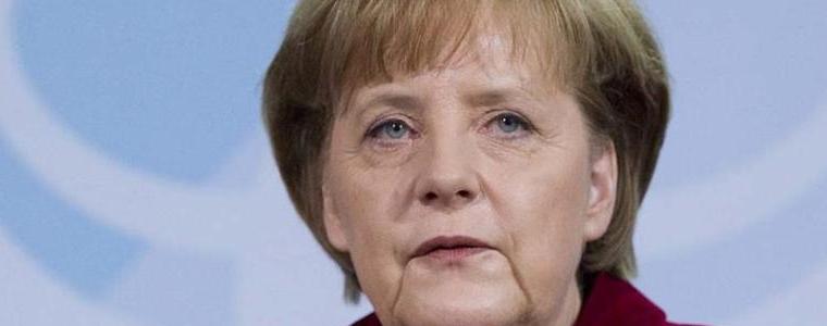 Меркел: Германия няма да затвори границите си за бежанци
