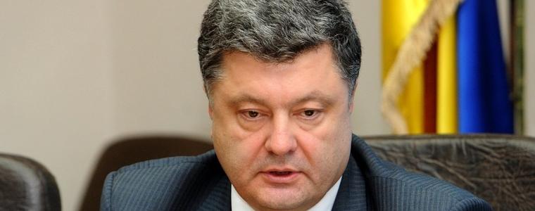 Рейтингът на Порошенко падна под този на Янукович преди Майдана 