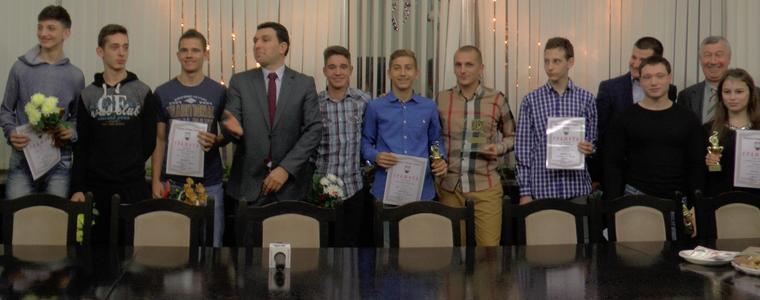 В Генерал Тошево наградиха Спортист на 2015 (ВИДЕО) 