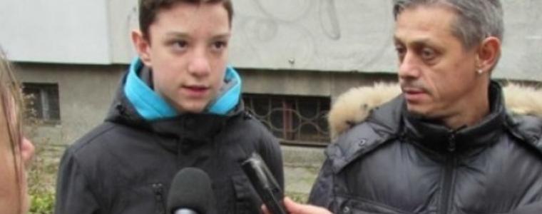 14-годишен със счупен нос след тийнейджърска агресия