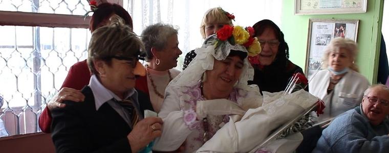 Момиче се роди и в обичая на клуб  Дунави, от було до бебе две крачки  /ВИДЕО/