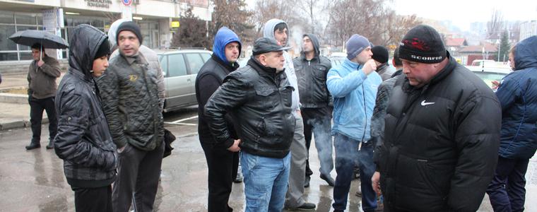 Протестът срещу винетките без шествие по улиците (ВИДЕО)