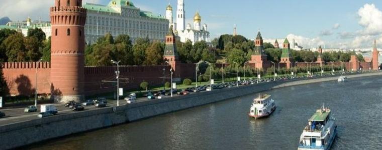 Руската икономика се е свила с 3,7% през 2015-а
