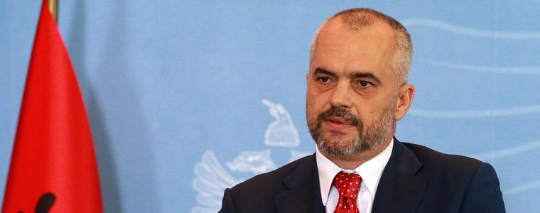 Албания: Няма причина да приемем бежанци и имигранти