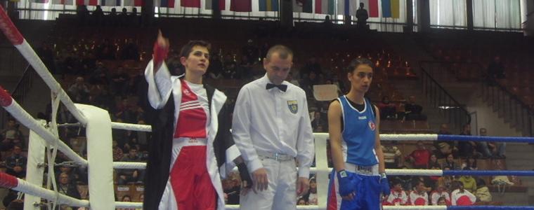 БОКС: Светлана Каменова с категорична победа на старта на "Странджа"