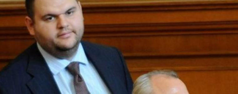 Ден след забраната: НАП проверява парите във фирмите на Пеевски