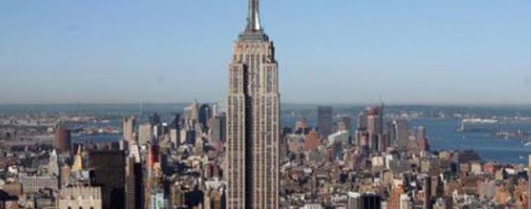 Дрон се блъсна в Емпайър стейт билдинг в Ню Йорк