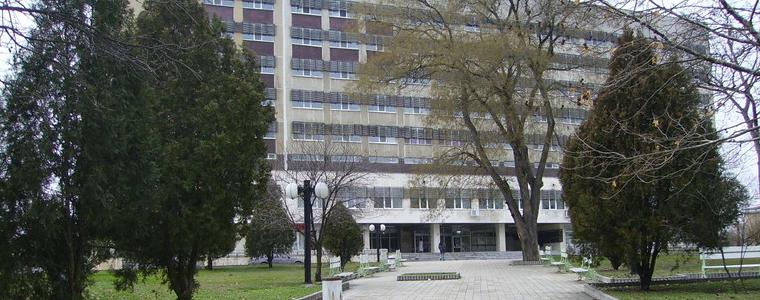МЗ ще отпусне пари за хемодиализни апарати и за ремонт на МБАЛ-Добрич