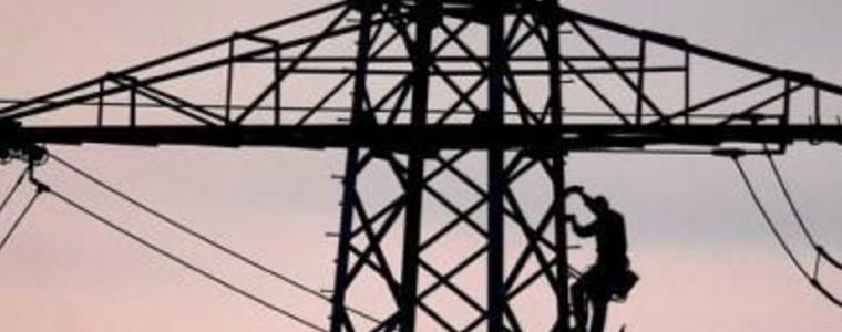 От април плащаме за тока на час