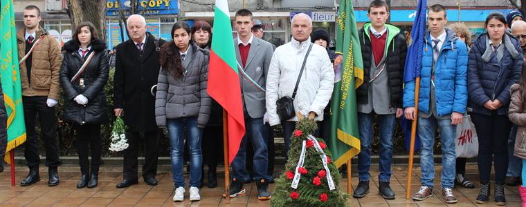 С Общоградско поклонение Добрич почете гибелта на Апостола (ВИДЕО)