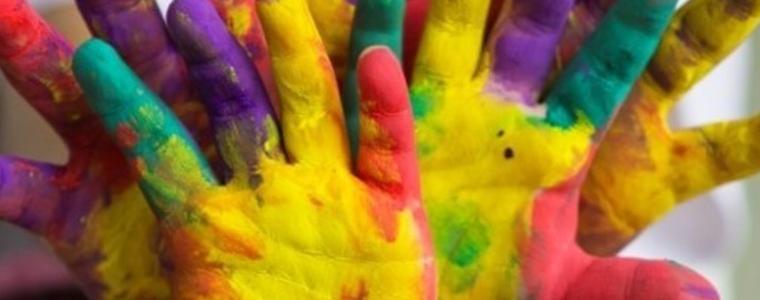 За 15-ти път „Вино и любов” събраха родители и приятели на детска градина  „1-ви Юни”