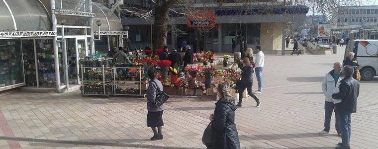 Цвете за майката и жената на 8-ми март