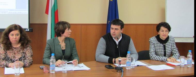 Деинституционализацията на грижата за децата е необратим процес в област Добрич