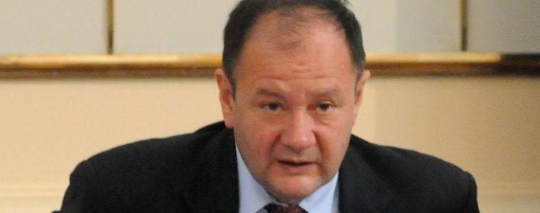 Дясната коалиция управлява с аритметика, заключи Михаил Миков