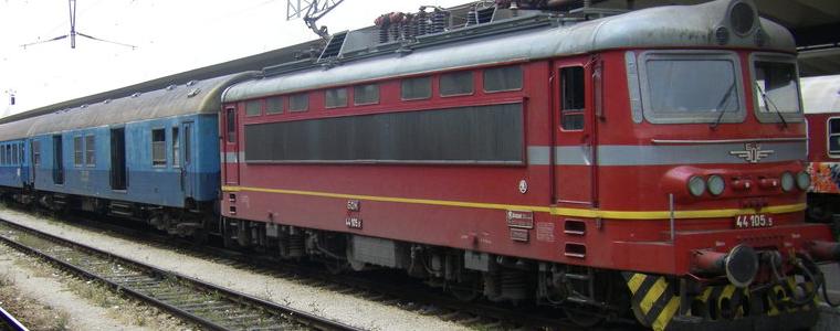 БДЖ осигурява над 20 000 допълнителни места във влаковете за празничните дни