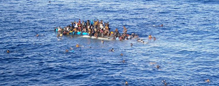 Близо 4 хиляди мигранти загинали в Средиземно море през 2015-а