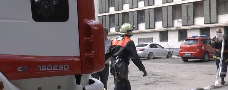Пожарната пристига за 6 минути до Драматичния театър (ВИДЕО)