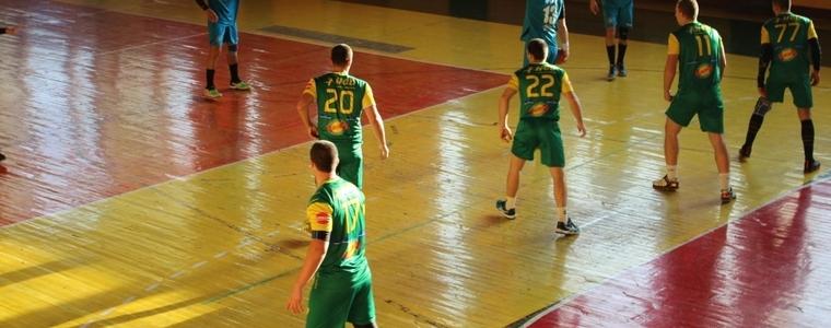 Хандбал: Добруджа и Спартак (Варна) спорят за бронза