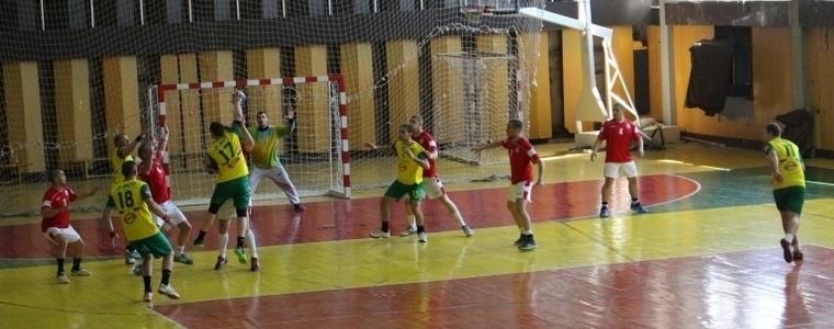 ХАНДБАЛ: Добруджа в битка за финала 