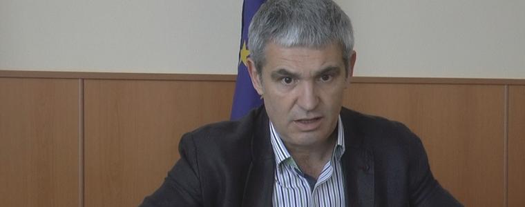 КНСБ иска защитна линия на минималната заплата на висшистите