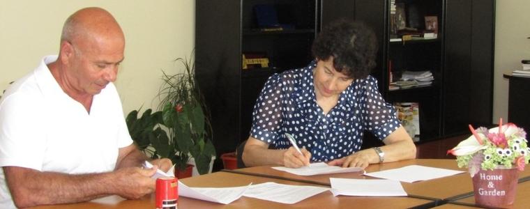 Областният управител подписа договор с БЧК за водоспасителна дейоност