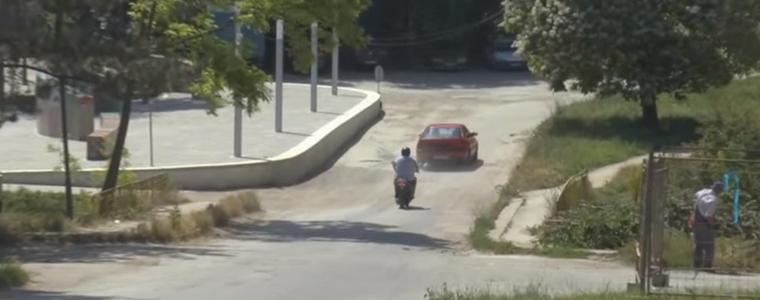 Затвориха пътя към лозята, експеримент на Полицията блокира и обходния път, хората не могат да се приберат